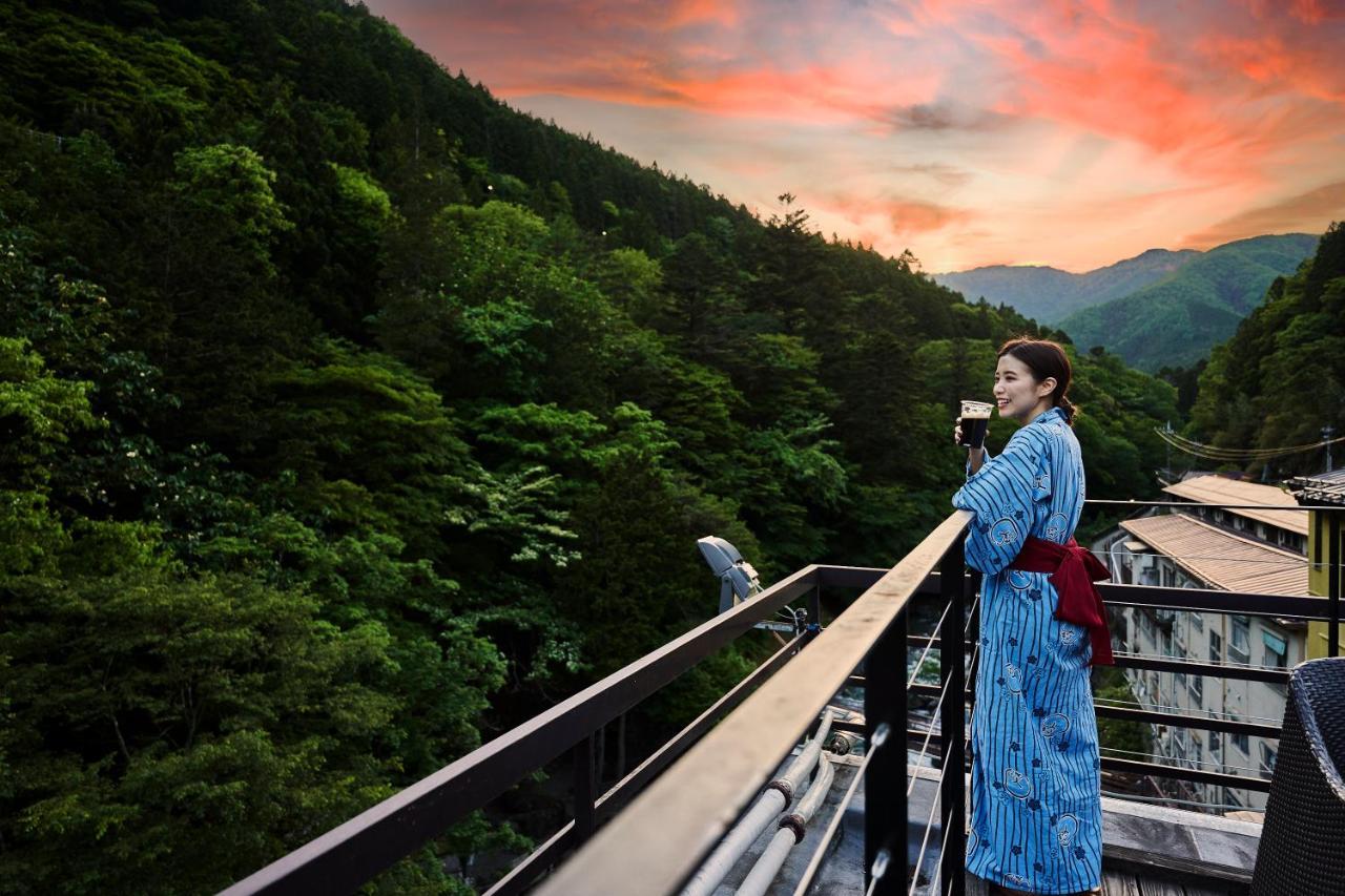 ホテル 四万温泉 豊島屋 中之条町 エクステリア 写真
